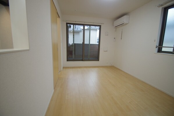 テラコッタIIIの物件内観写真